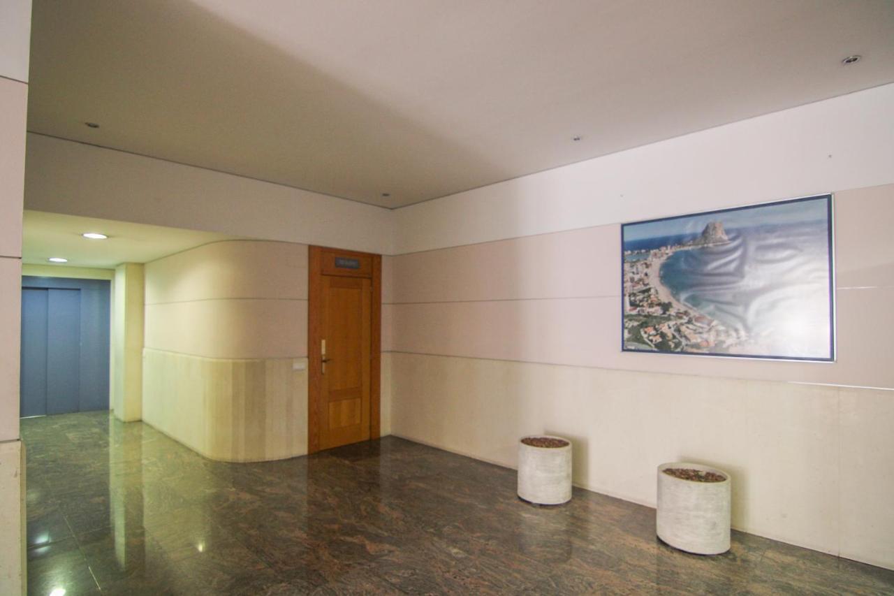 Apartamento Centrico En Playa Arenal - Miraifach Калпе Екстериор снимка